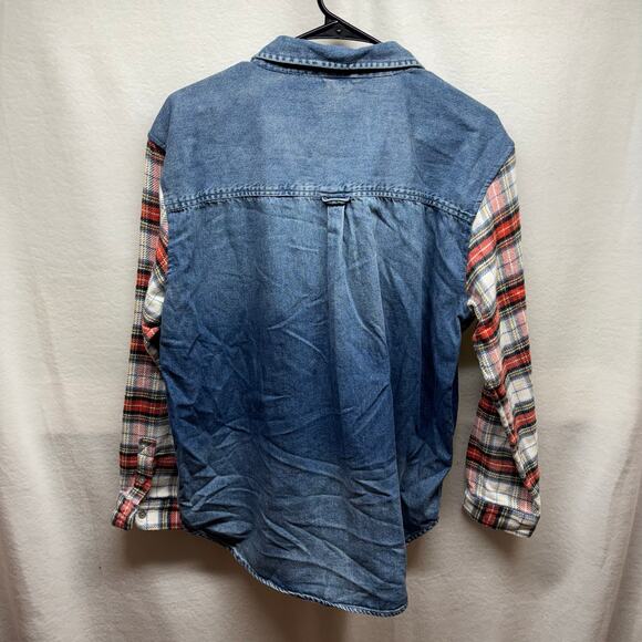 American Eagle Denim Flannel Shacket - Size Medium - NWT - Picture 7 of 7